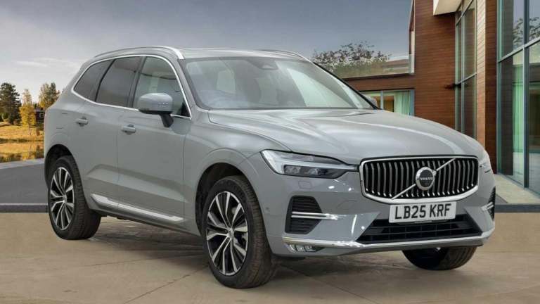2025 Volvo XC60 2.0 B5P Ultra Dark 5dr AWD Geartronic ESTATE PETROL Automatic