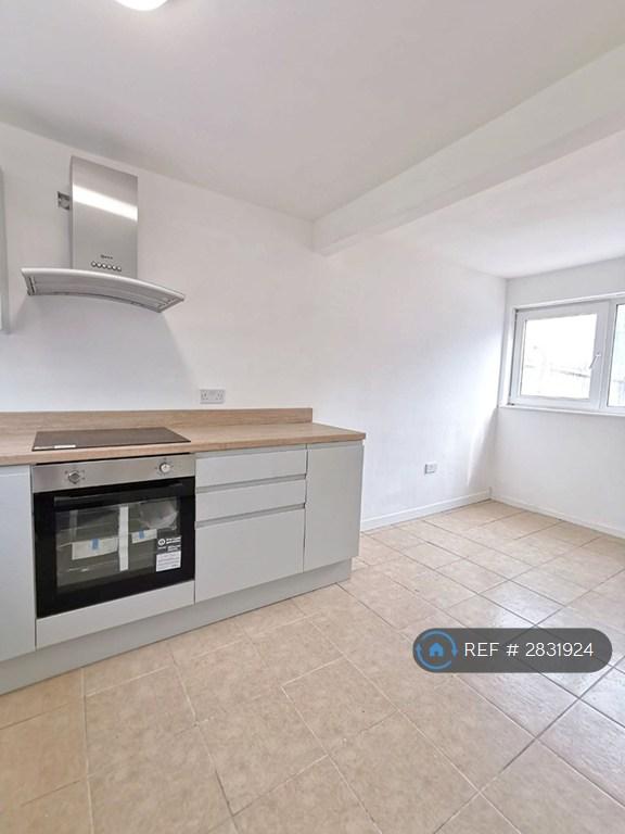 3 bedroom house in Amroth Walk, St. Dials, Cwmbran, NP44 (3 bed) (#2831924)