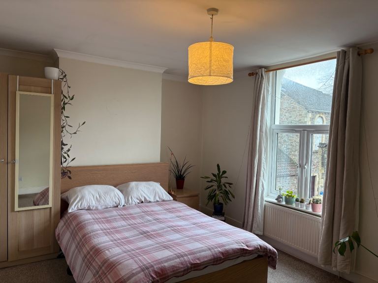 Large double room in tastefully refurbished house share