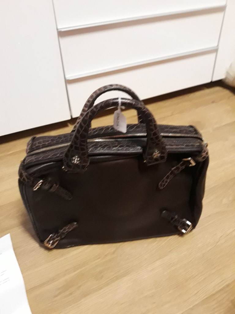 Vintage CELINE Crocoile embossed brown leather Trunkette