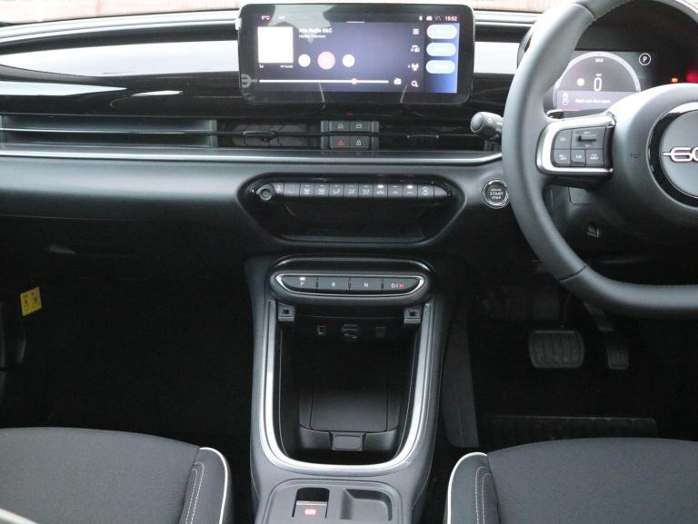 2025 Fiat 600 1.2 Hybrid 48V 136 5dr eDCT-6 HATCHBACK PETROL Automatic