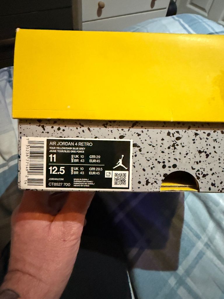 Jordan 4 lightning size 10 uk £100 offers accepted 