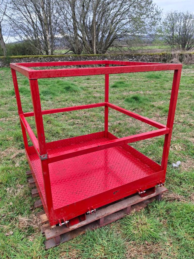 Forklift safety cage