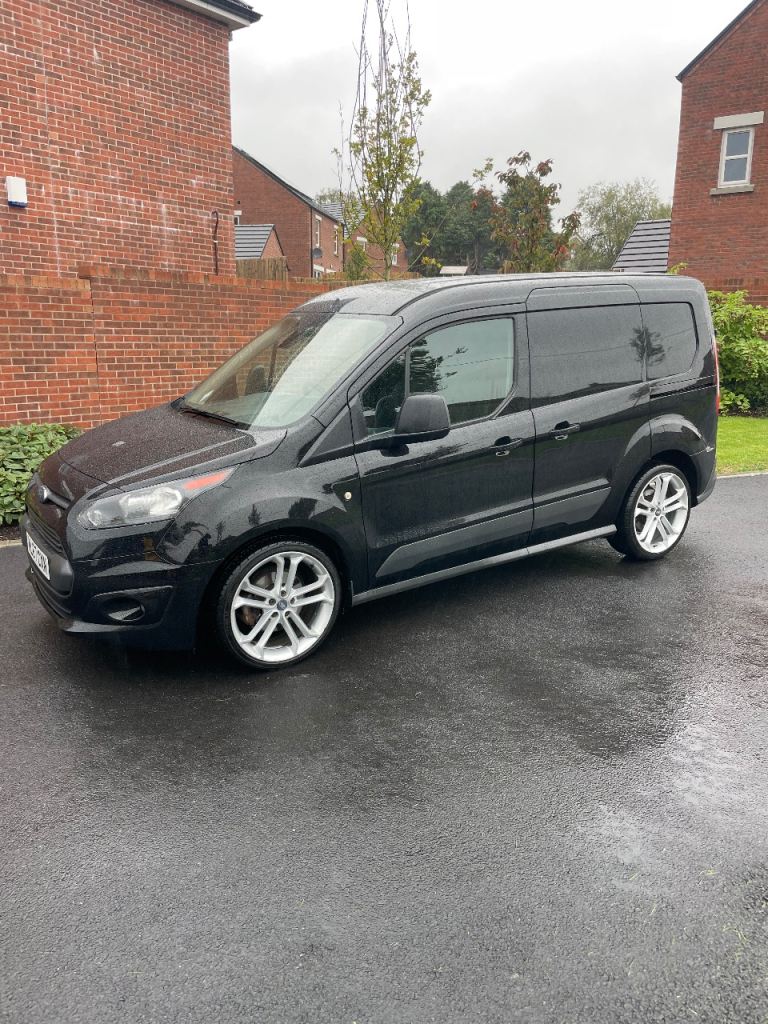 STUNNING TRANSIT CONNECT 
