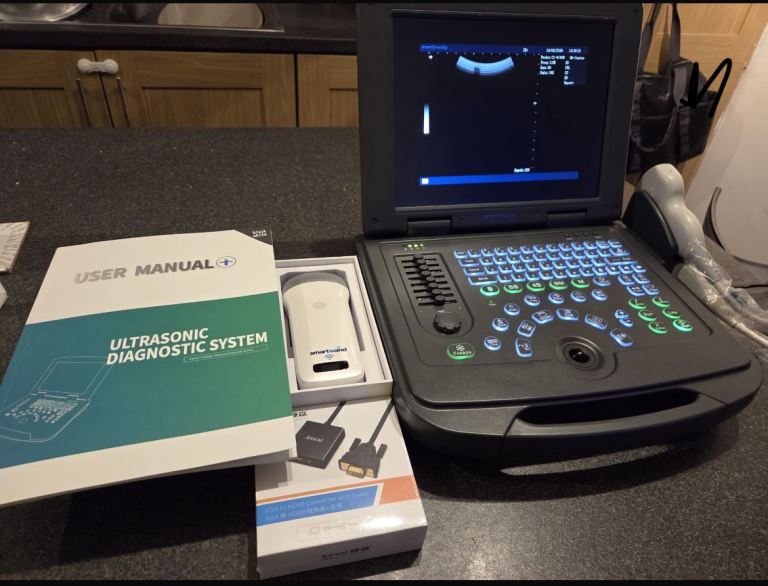 Smartbreeder Veterinary Animal ultrasound Scanner - SMARTBOOK in 4K HD + SMARTWAND