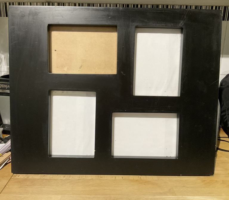 2 x Ben de Lisi sturdy photo frames