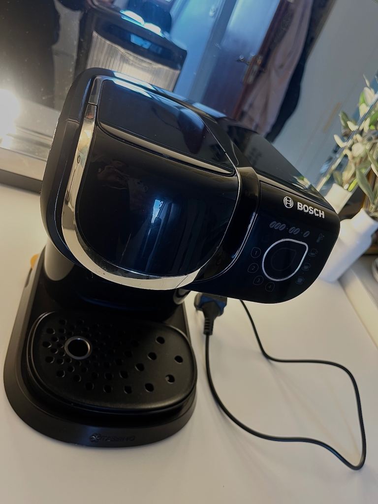 BOSCH Tassimo Coffee Pod Machine