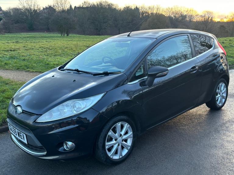 2009 Ford Fiesta 1.4 Zetec 3dr Auto 1 Previous Owner HATCHBACK Petrol Automatic
