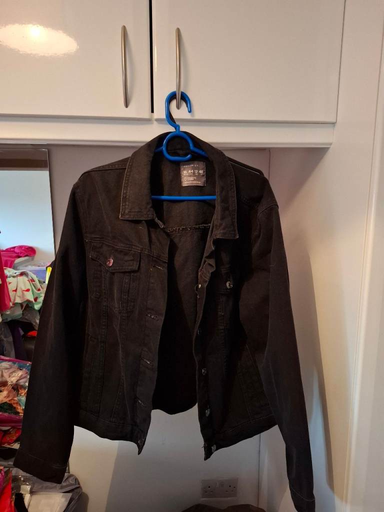 S16 Black Denim Jacket – Size Small, Good Condition