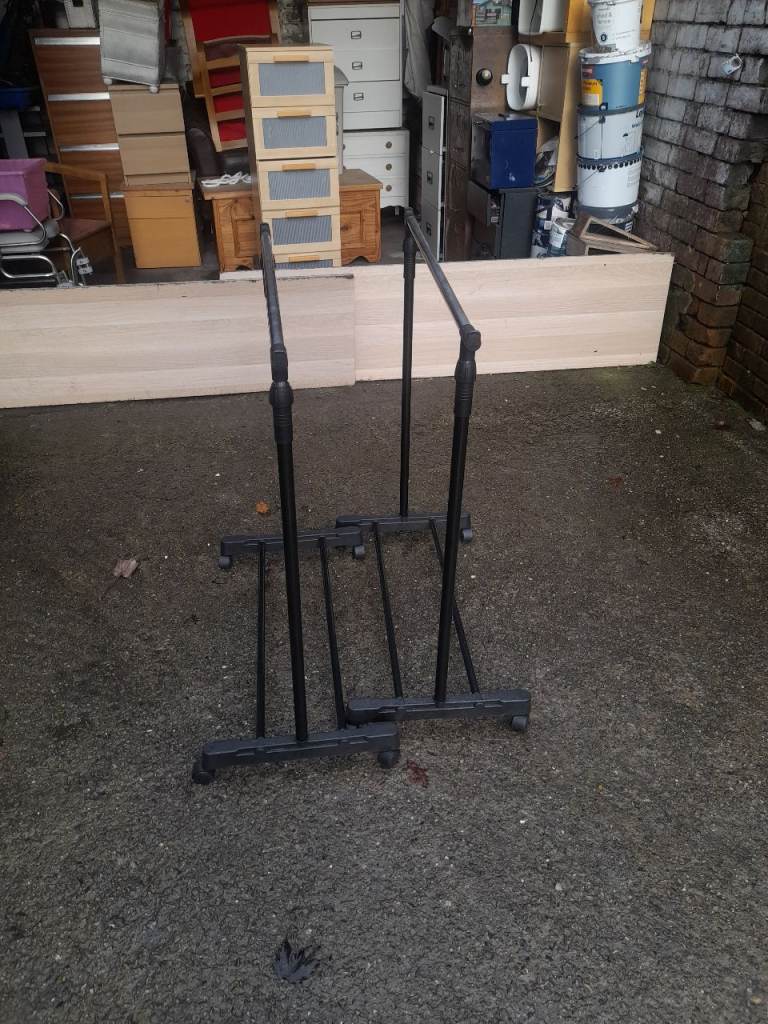 CLOTHES RAILS