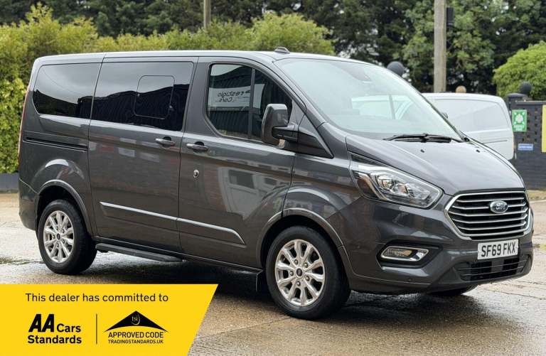 2019 Ford Tourneo Custom 2.0 320 EcoBlue MHEV Titanium L1 Euro 6 (s/s) 5dr