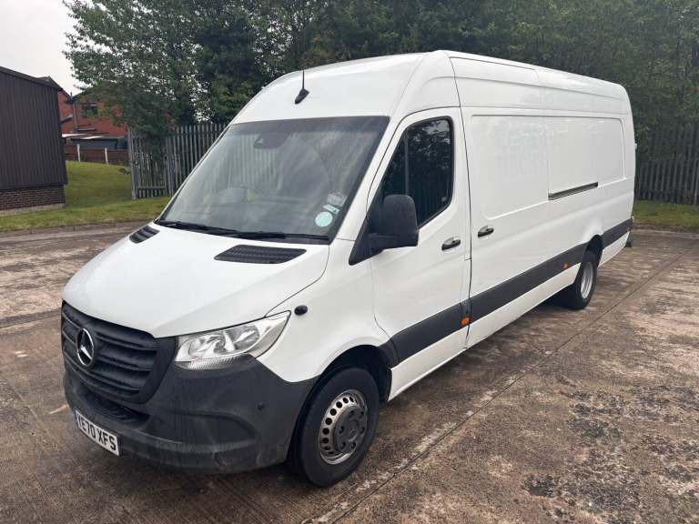 2020/70 Mercedes Sprinter 514 CDI - 5 TON Twin Wheel Base