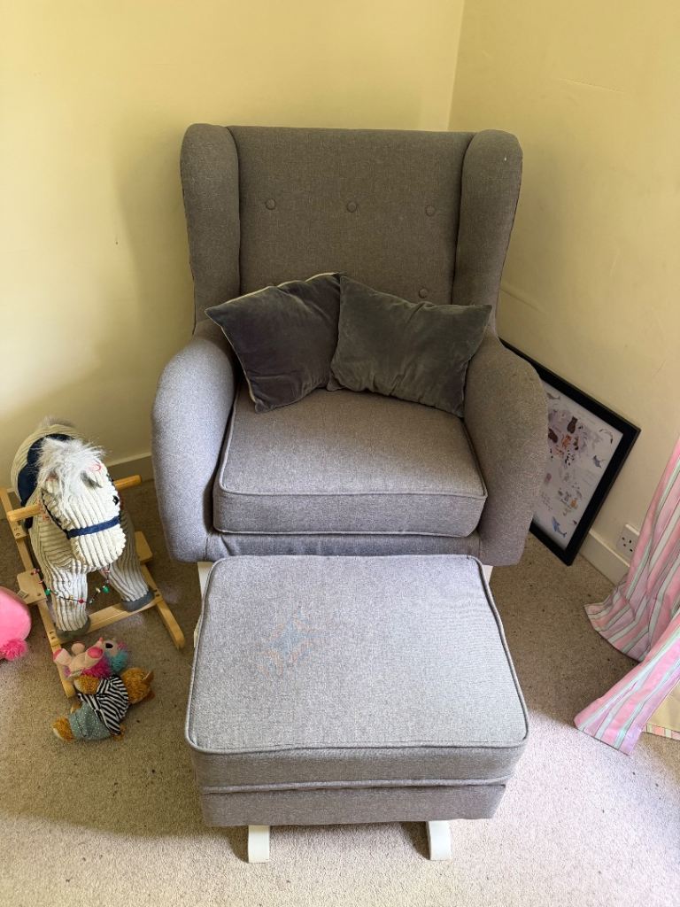 Rocking Nursing Chair