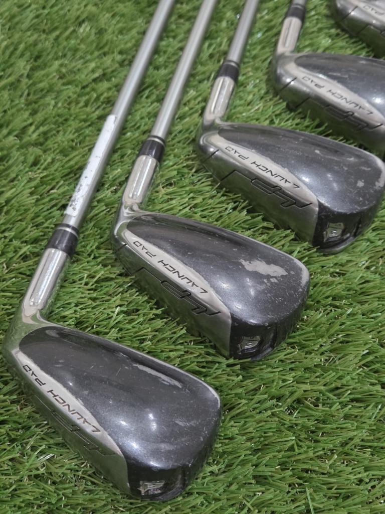 Wilson Staff Launch Pad Hybrid Iron Set 5-PW Regular Graphite Shafts