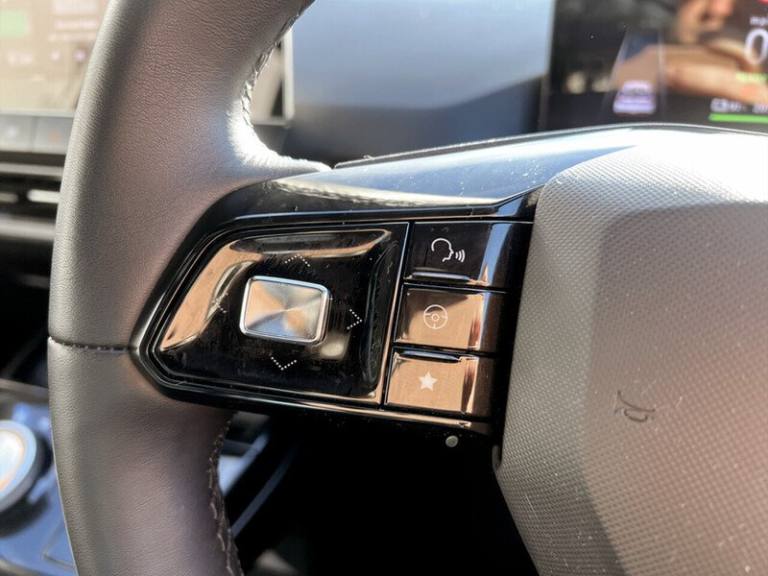 2023 MG MG4 SE Long Range Hatchback Electric Automatic