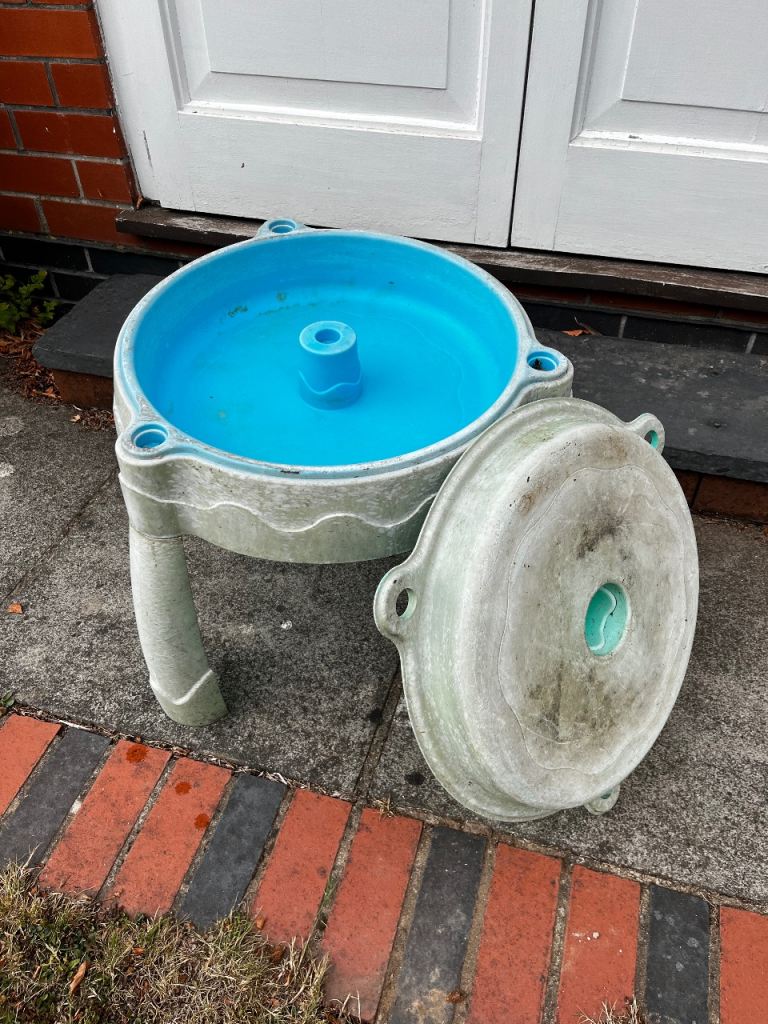 Water/sand play table