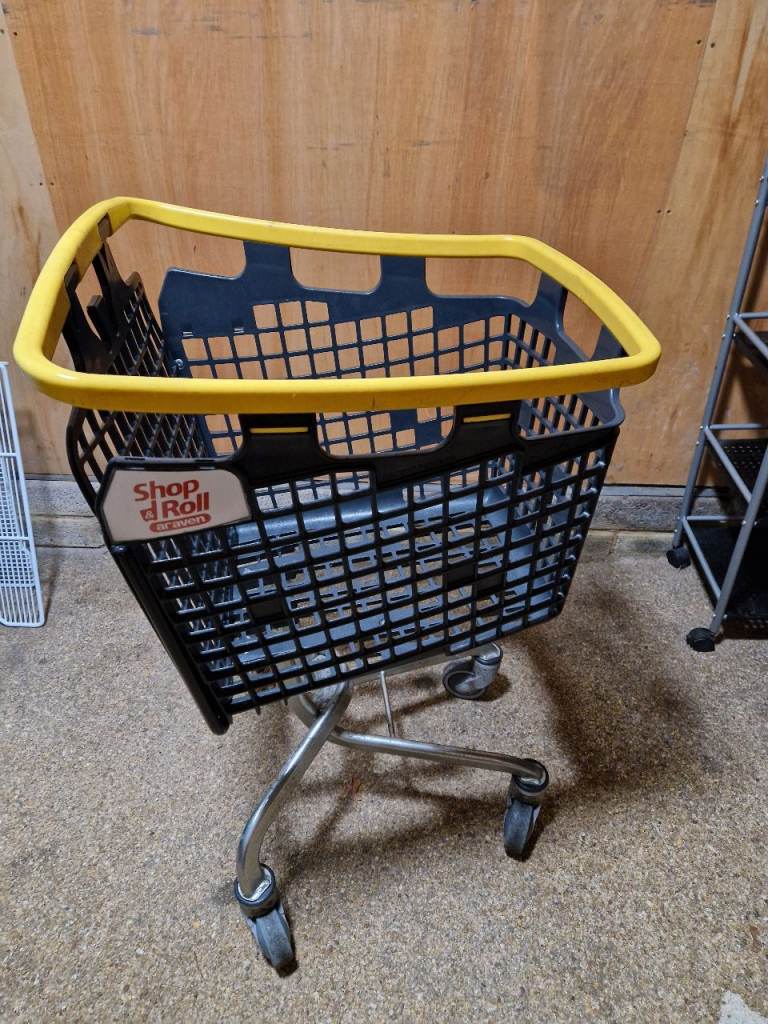 10 x Shop & Roll compact plastic shopping trolleys