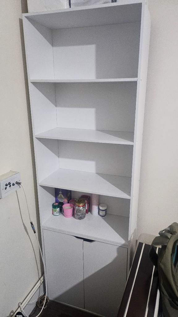 6 tier bookshelf with drawers