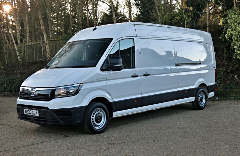 MAN TGE 140HP CRAFTER TRENDLINE EURO 6 HIGHROOF 3140d White Manual Diesel 2020