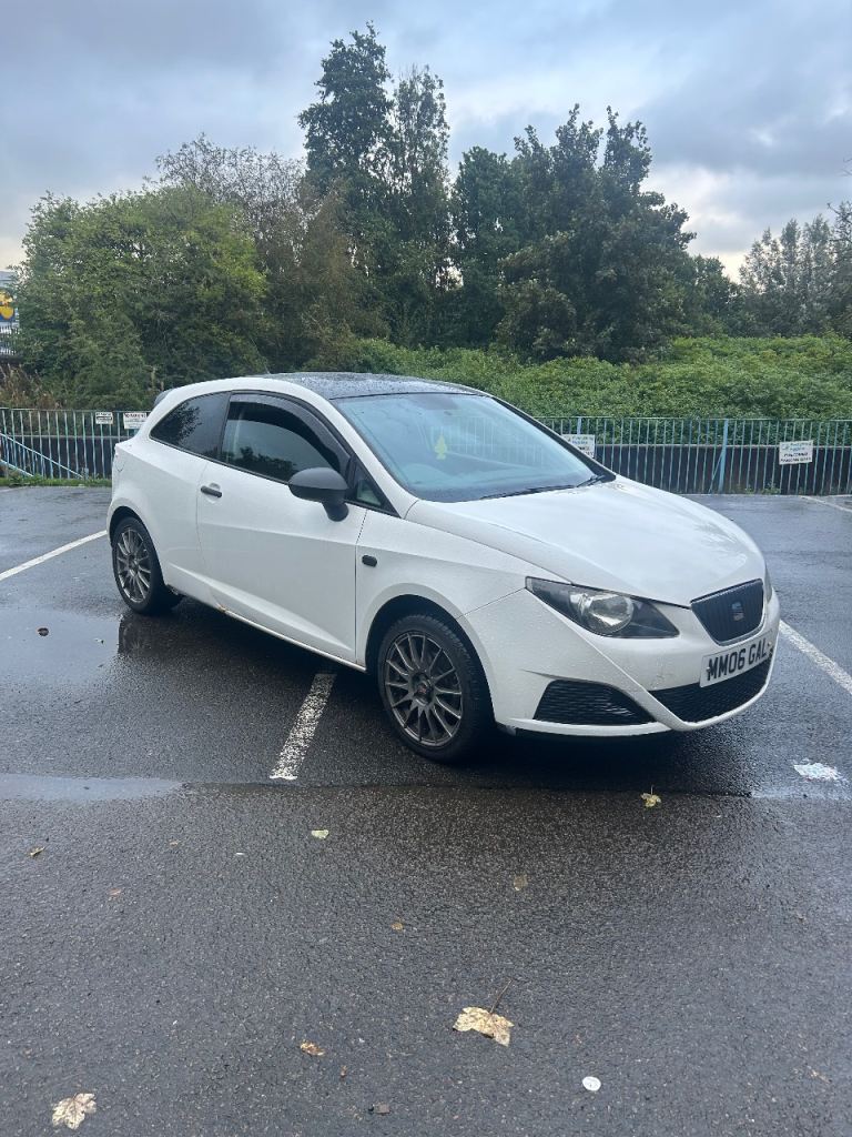 Seat, IBIZA, Hatchback, 2011, Manual, 1199 (cc), 3 doors