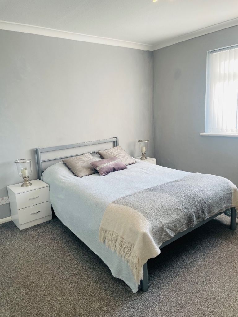 Bright Double Room to Rent - Bromley BR2