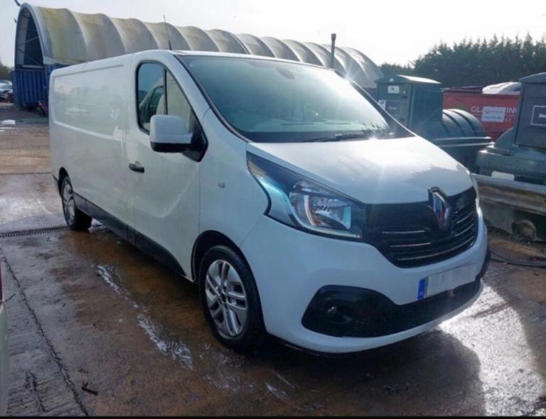 2015 Renault Trafic LL29 ENERGY dCi 120 Sport Van PANEL VAN Diesel Manual