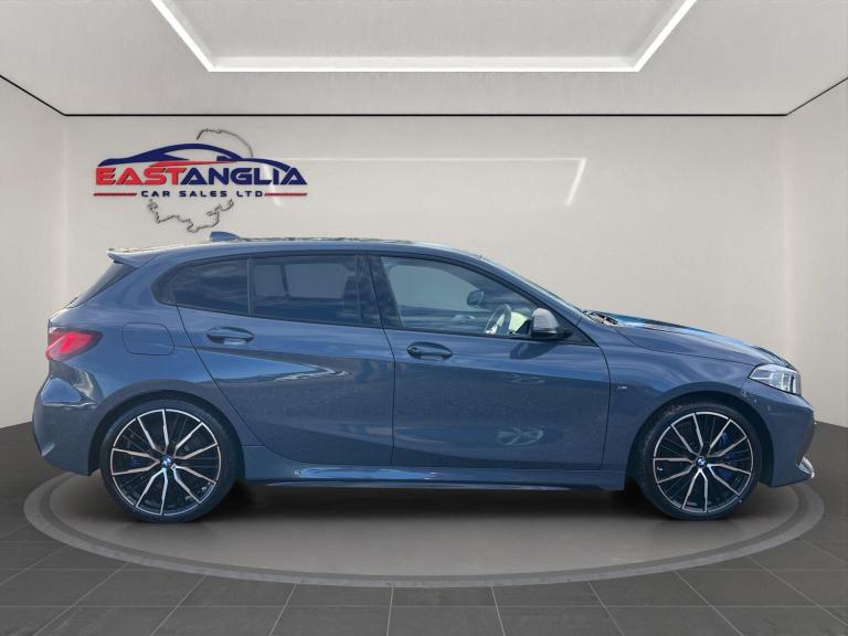 2022 BMW 1 Series 2.0 M135i Auto xDrive Euro 6 (s/s) 5dr HATCHBACK Petrol Automatic