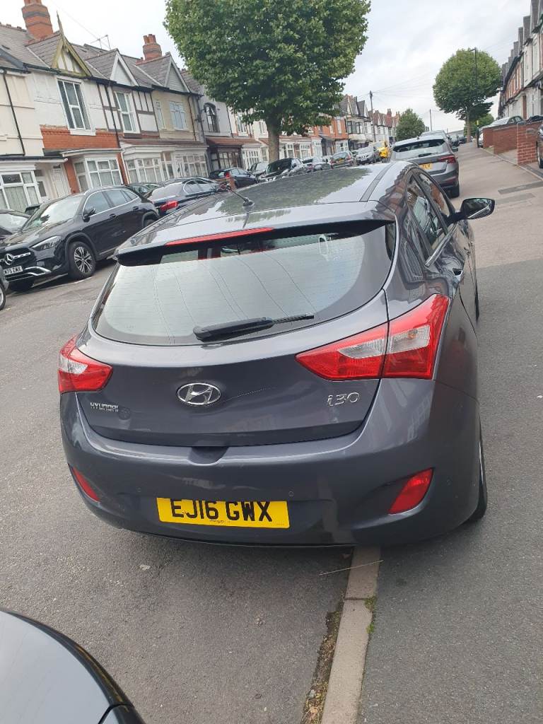 Hyundai, I30, Hatchback, 2016, Manual, swap with any 7 seater car1582 (cc), 5 doors