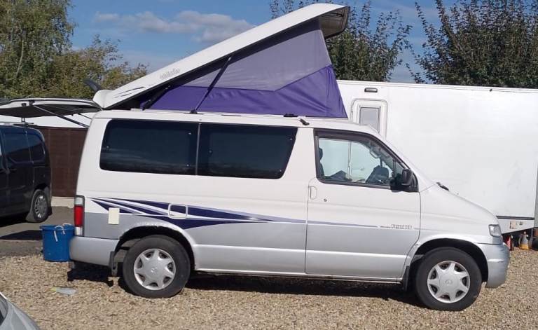 Mazda, 1997, 2490 (cc)