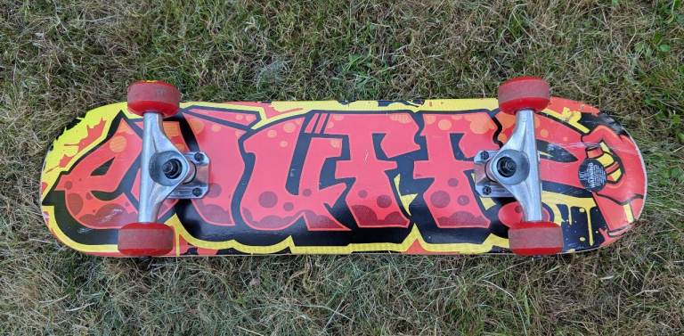 Enuff Graffiti II Skateboard 7.75" – Multicoloured, Good Condition
