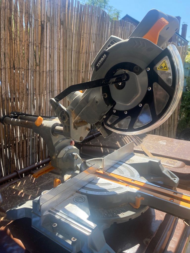 Titan Mitre Saw - Good Condition