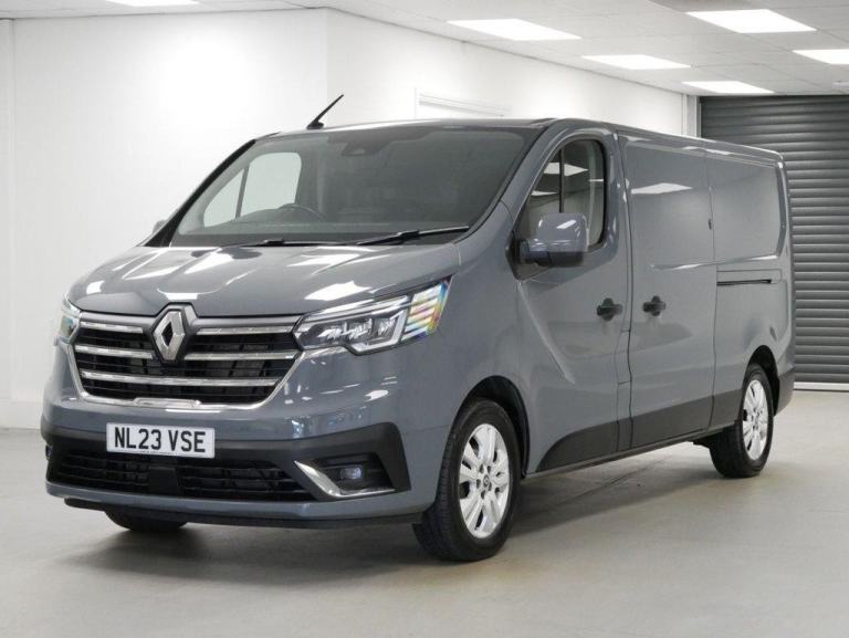 2023 RENAULT TRAFIC 30 2.0 BLUEDCI 150 BHP LL LONG SPORT NAV