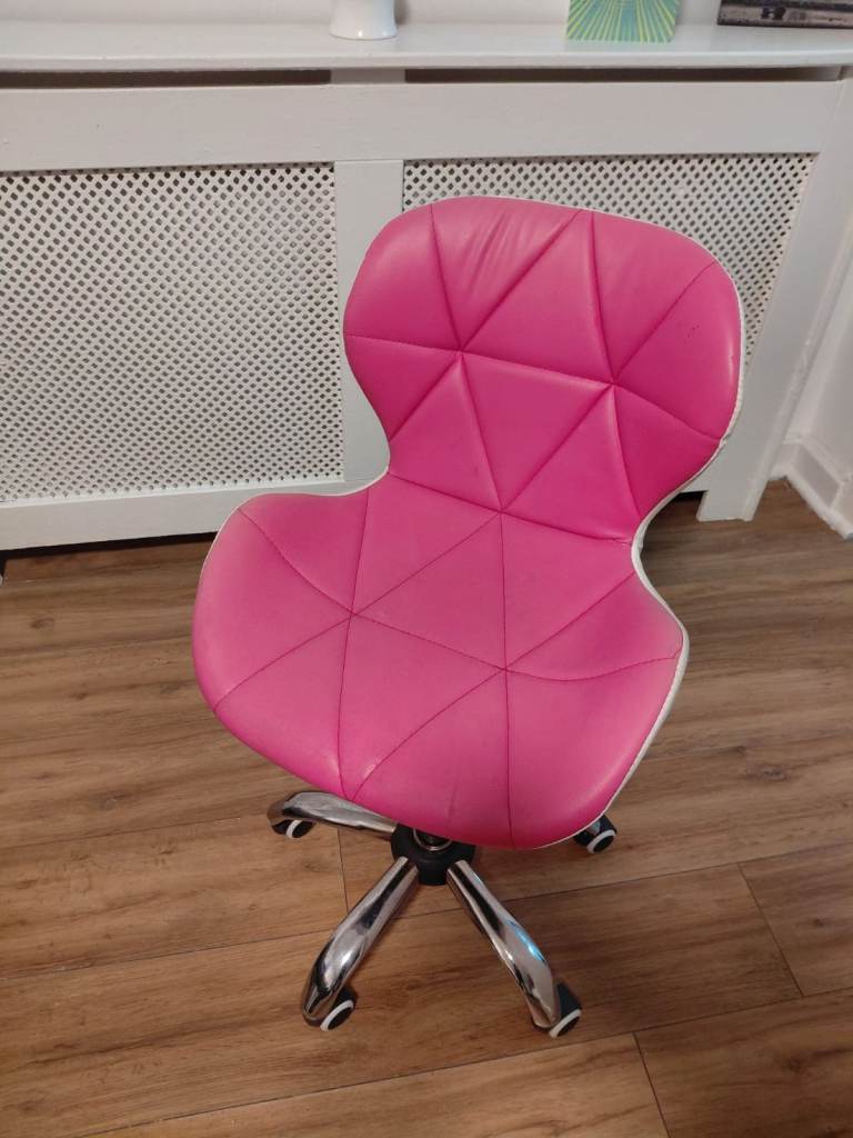 Girls pink chair for sale