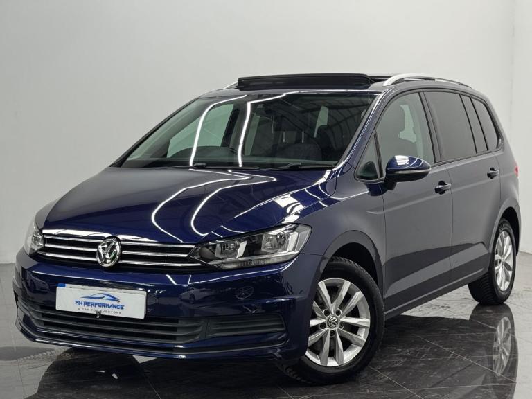 2017 Volkswagen Touran 1.6 TDI SE Family DSG Euro 6 (s/s) 5dr MPV Diesel Automatic