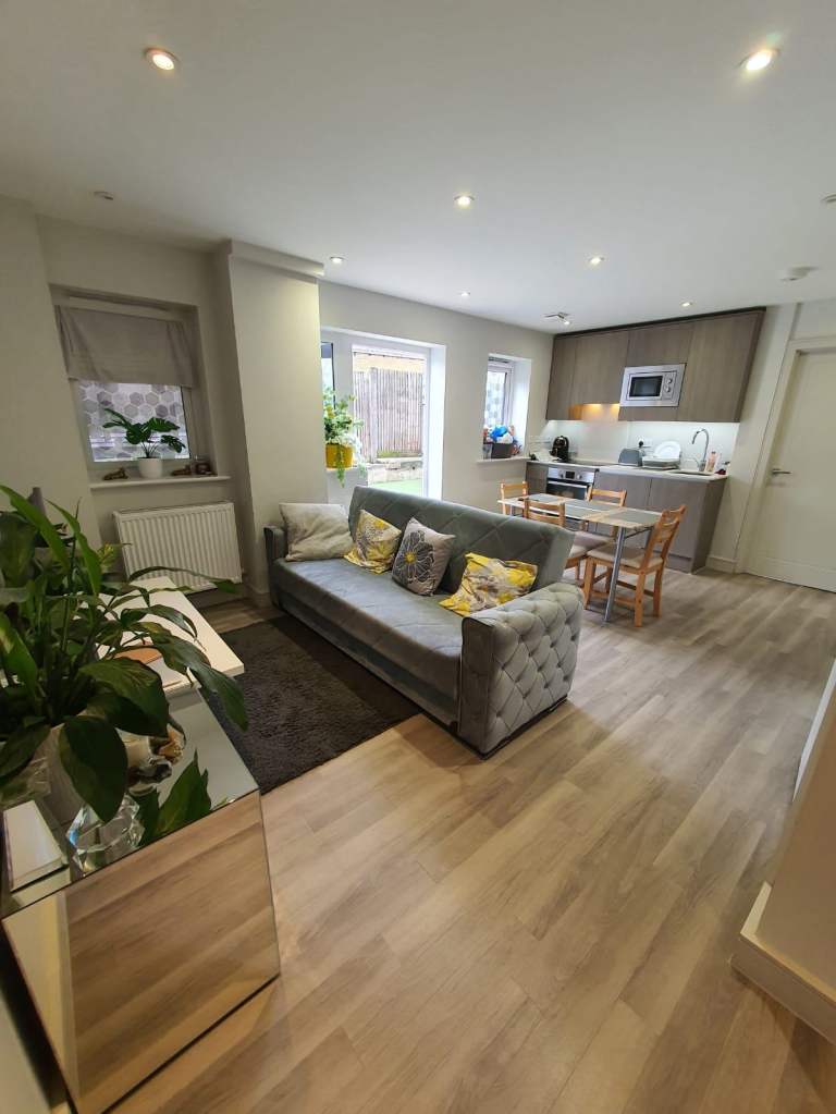 2 bed property to rent