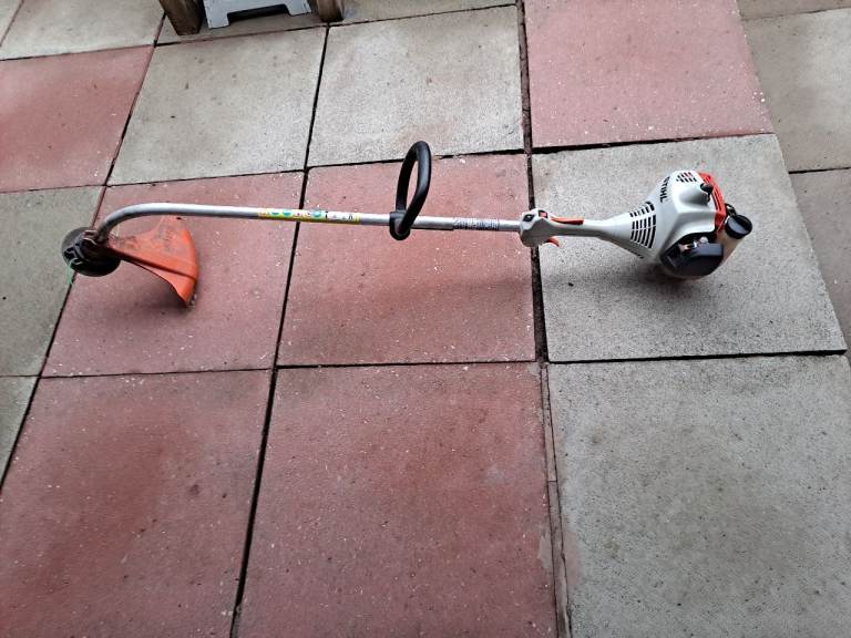 Stihl fs38 petrol strimmer 
