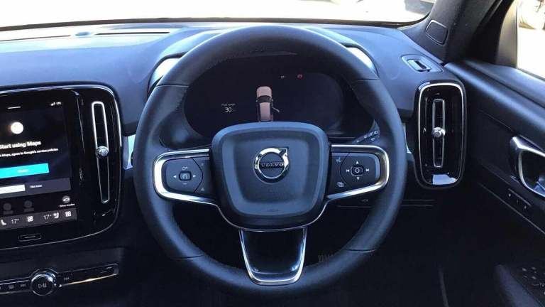 2025 Volvo XC40 Plus, B4 Mild hybrid, Petrol, Dark ESTATE Petrol/Electric Hybrid Automatic