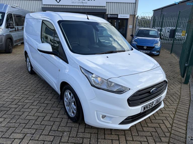 FORD TRANSIT CONNECT 1.5 200 ECOBLUE LIMITED Diesel Manual in White