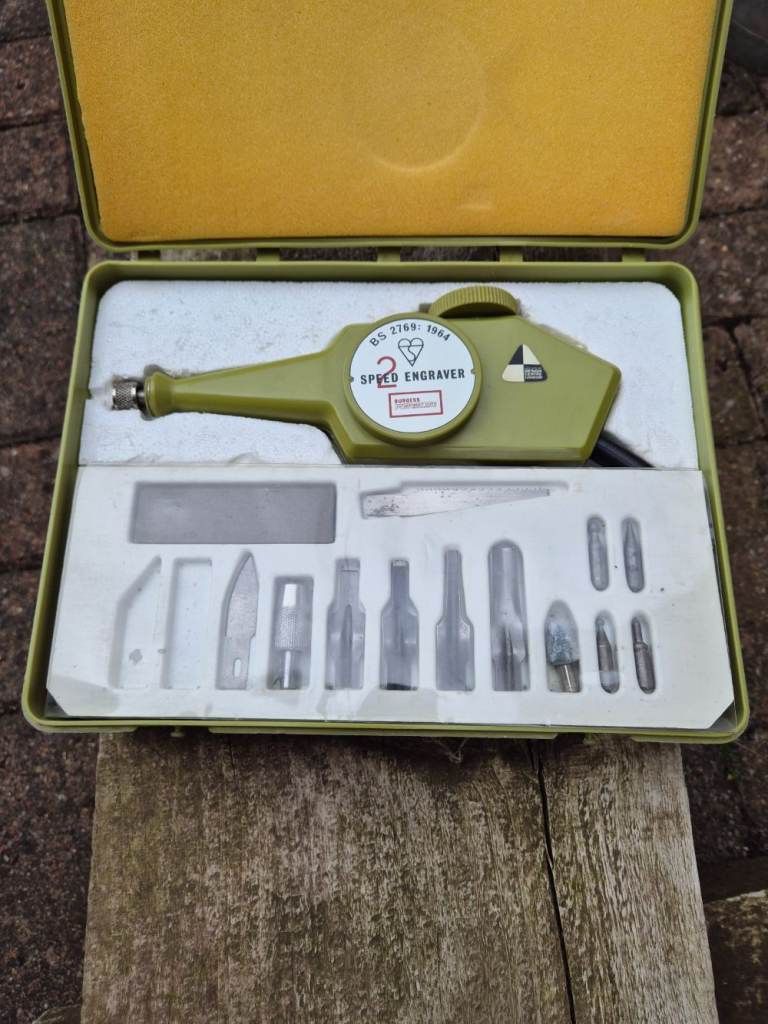 Vintage Retro Powerline Model 72 Hobbyist Kit in great condition