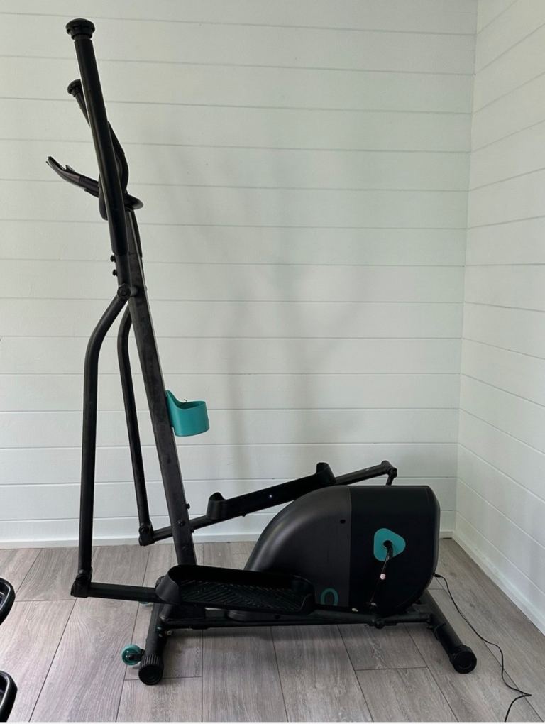 Cross Trainer