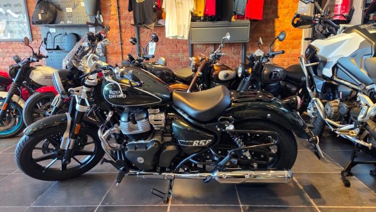 Royal Enfield Super Meteor 650