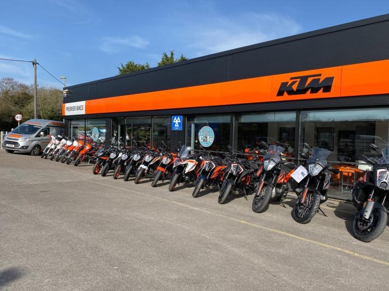 Stunning Low Mileage 2024/24 Ducati Multistrada V2S Motorcycle 