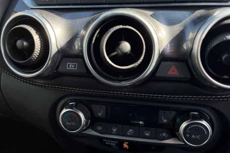 2022 Nissan Juke 1.6 HYBRID TEKNA 5DR AUTO Hatchback Hybrid Automatic