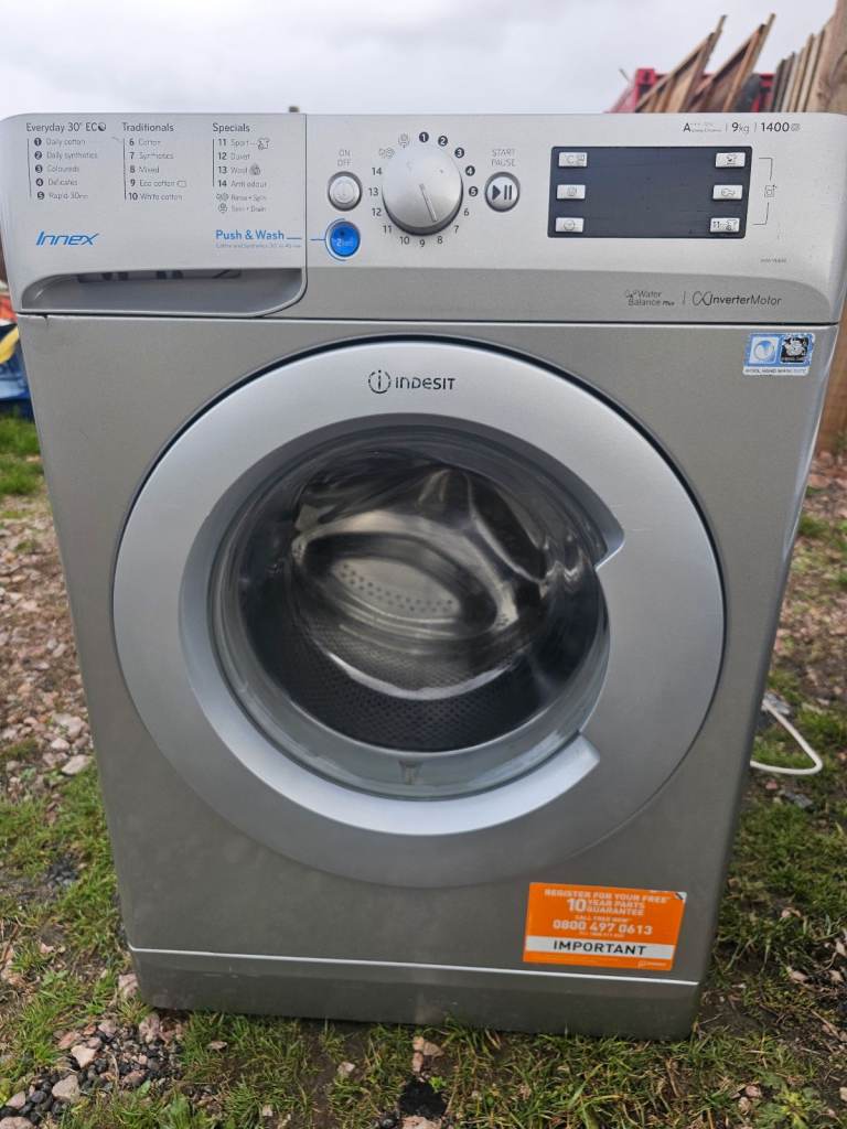 Indesit innex 9kg washing machine