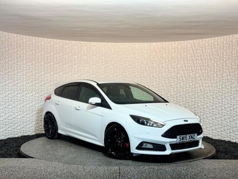 2015 Ford Focus 2.0 TDCi 185 ST-3 5dr HATCHBACK DIESEL Manual