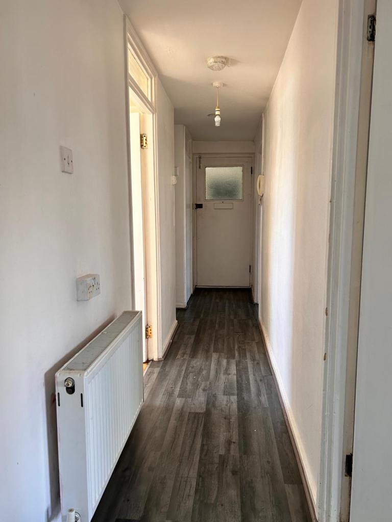 Two bedroom ground floor flat 