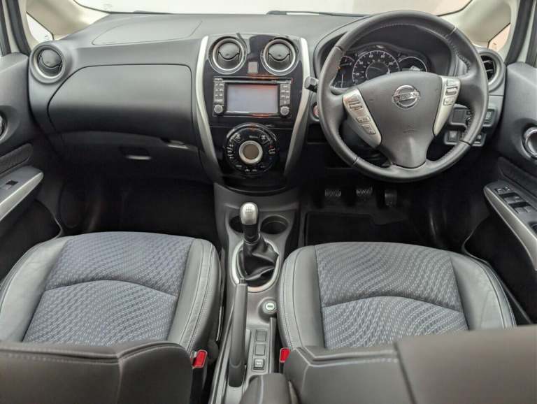 2016 Nissan Note 1.2 DIG-S Tekna Hatchback 5dr Petrol Manual Euro 6 (s/s) (98 ps) NAVIGATION MPV ...