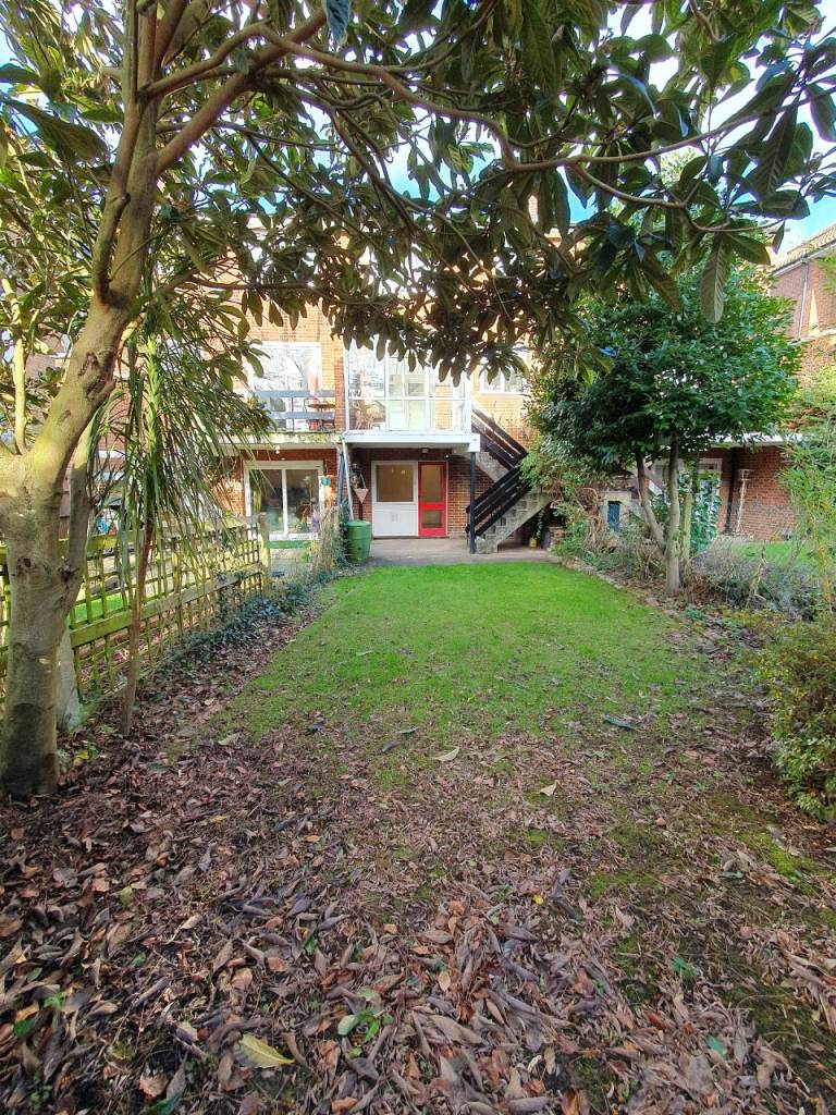 4 Bedroom townhouse to rent Beckenham 