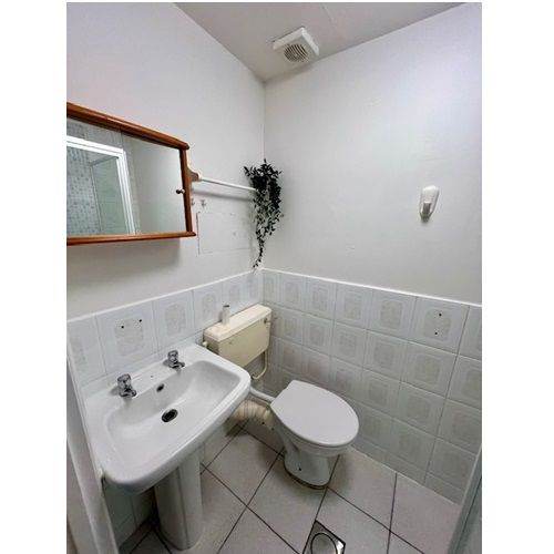 Double Studio With Balcony in Prince's Square, Notting Hill/Bayswater, W2 4PX *** Bills Inc***