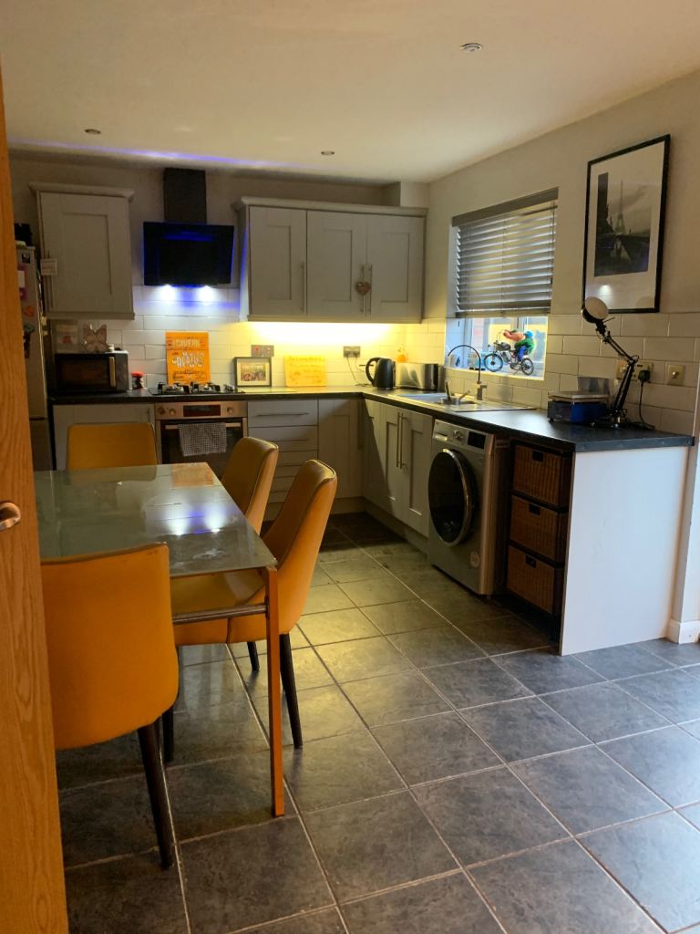 Room to rent Craigavon. 